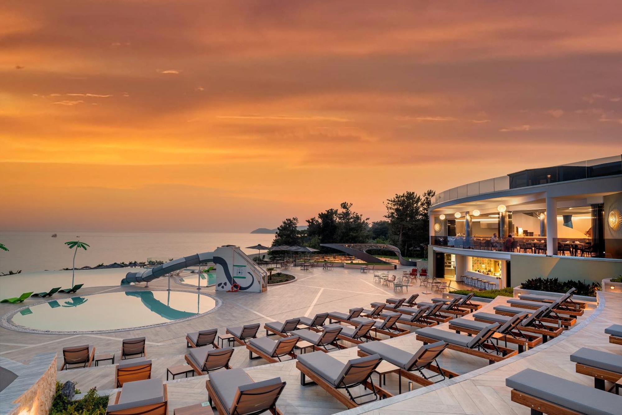 Hotel Alexandra Elegance Bridging Generations (Adults Only) Potos Exterior foto